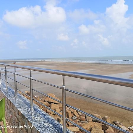 Silver Sand Eco Resort !! Beachfront !! With Biggest Pool And Huge Open Area !! Ideal For Weddings !! Couple Friendly !! มันดราโมนี ภายนอก รูปภาพ