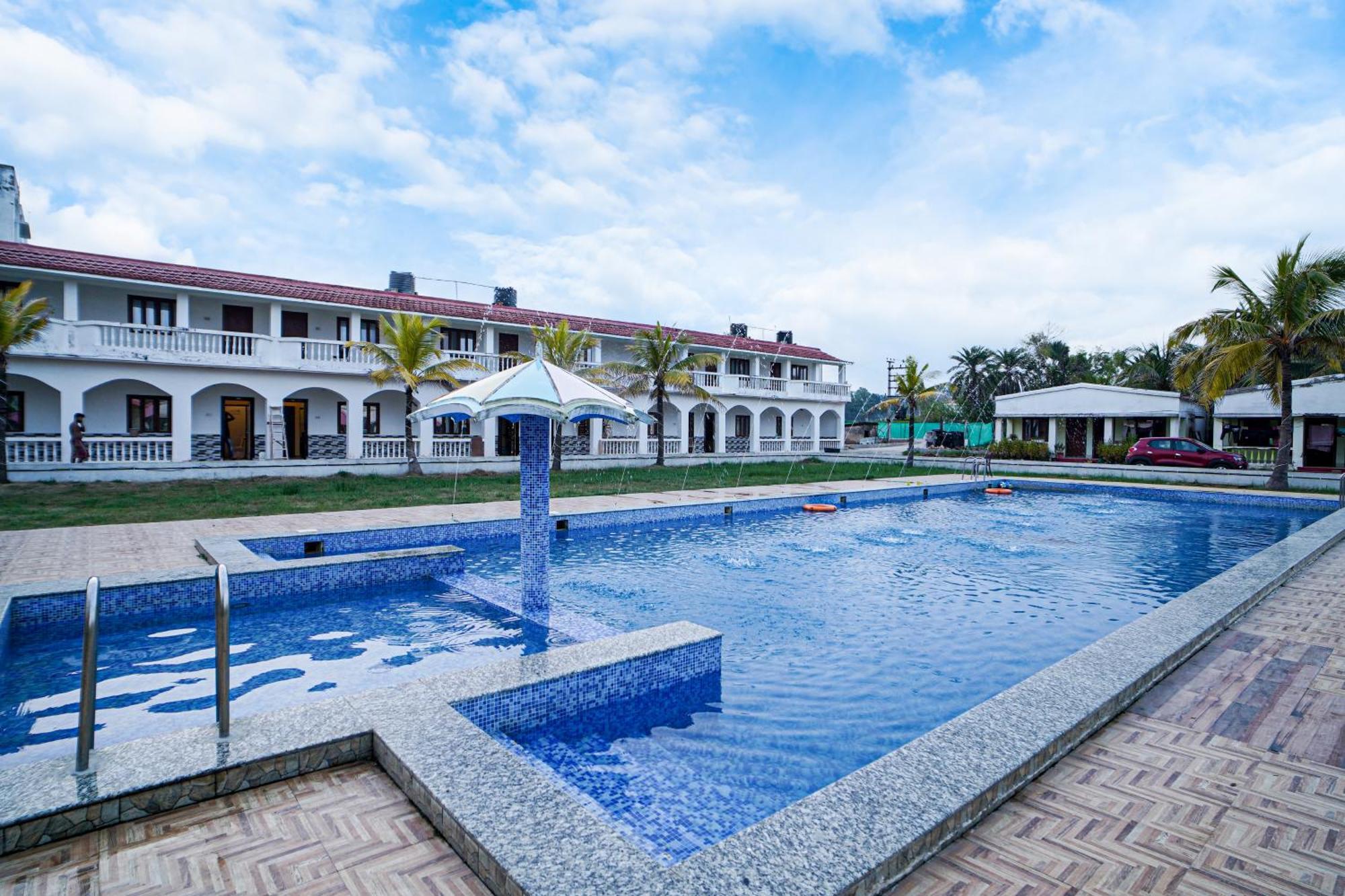 Silver Sand Eco Resort !! Beachfront !! With Biggest Pool And Huge Open Area !! Ideal For Weddings !! Couple Friendly !! มันดราโมนี ภายนอก รูปภาพ